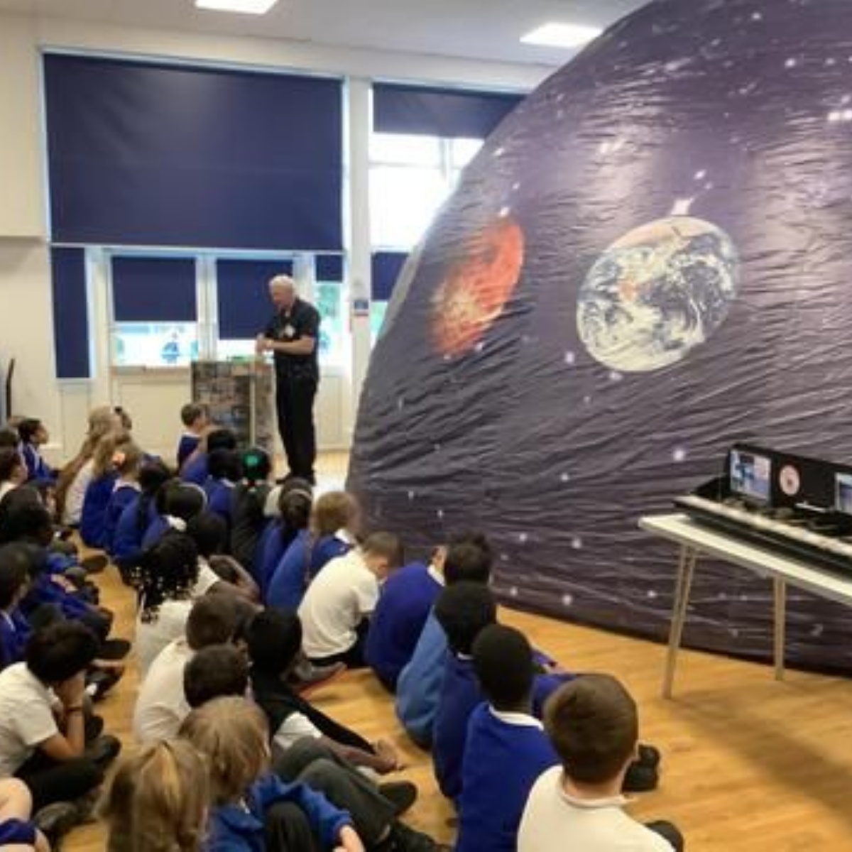 Northgate Primary School - Year 5 Planetarium Visit